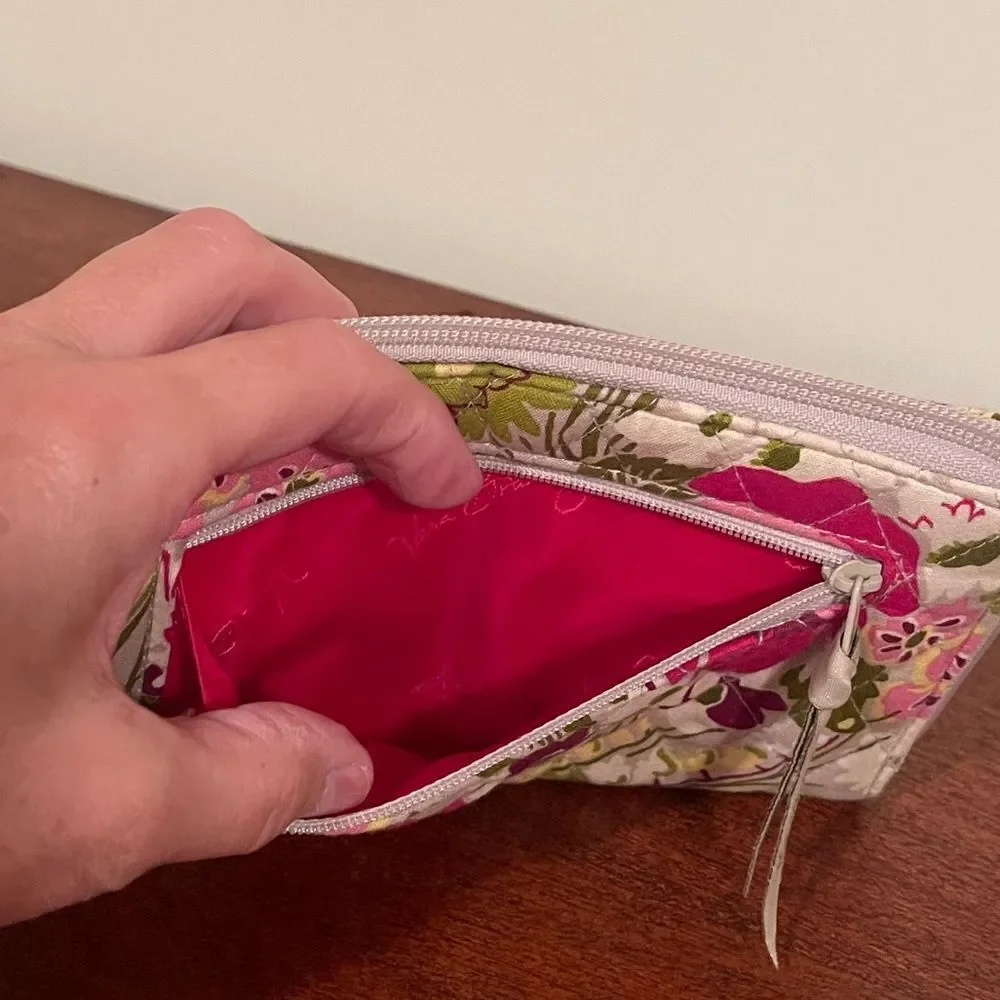 Vera Bradley Zip Around Wallet Make Me Blush NWOT